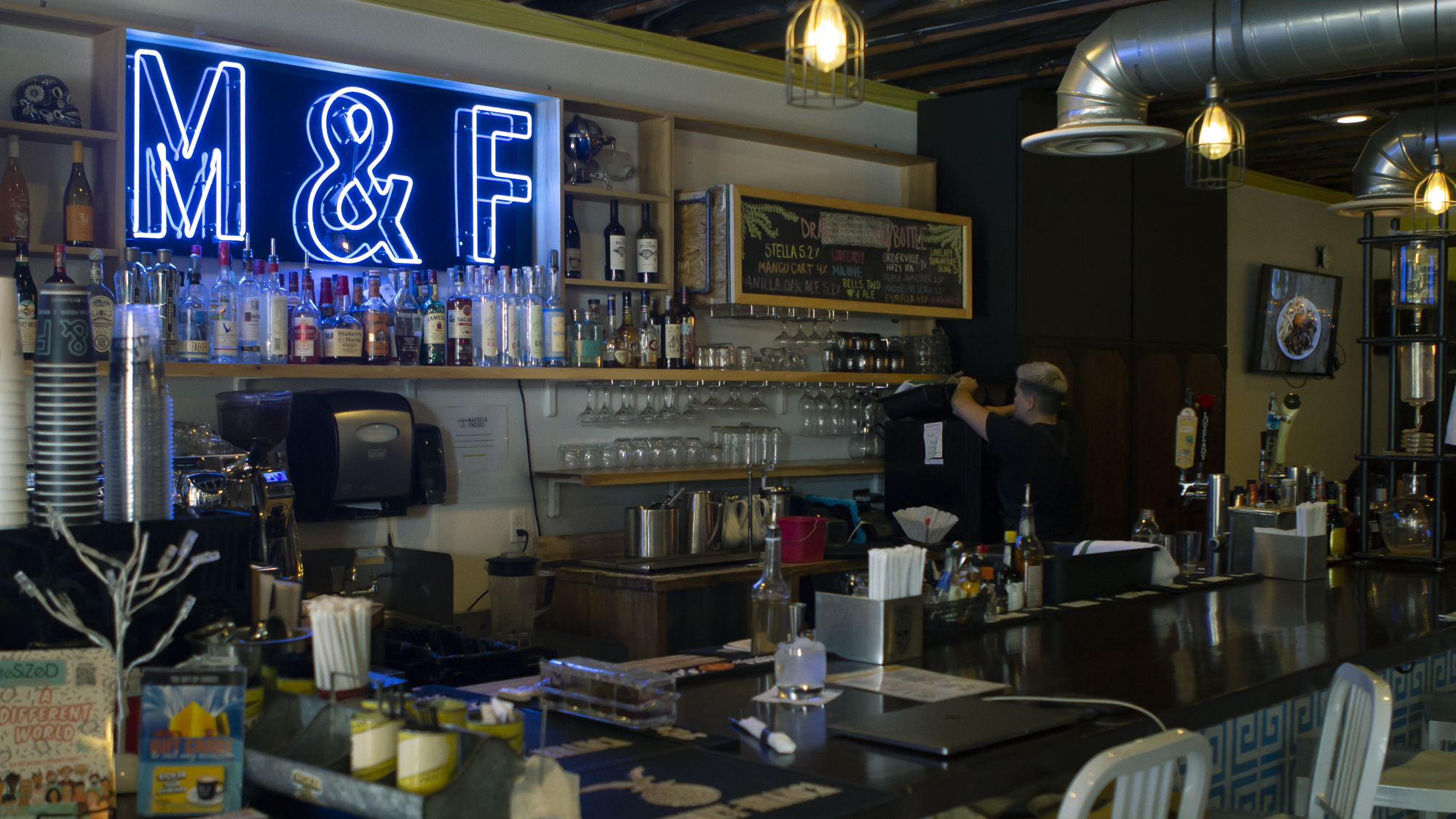 Makers & Finders coffee shop counter